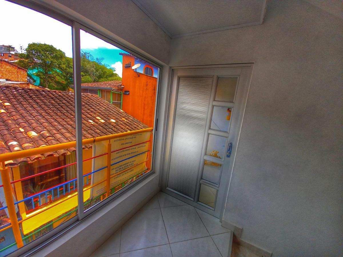 Apartamento Centro Guatape, Parque Y Embalse Exterior photo